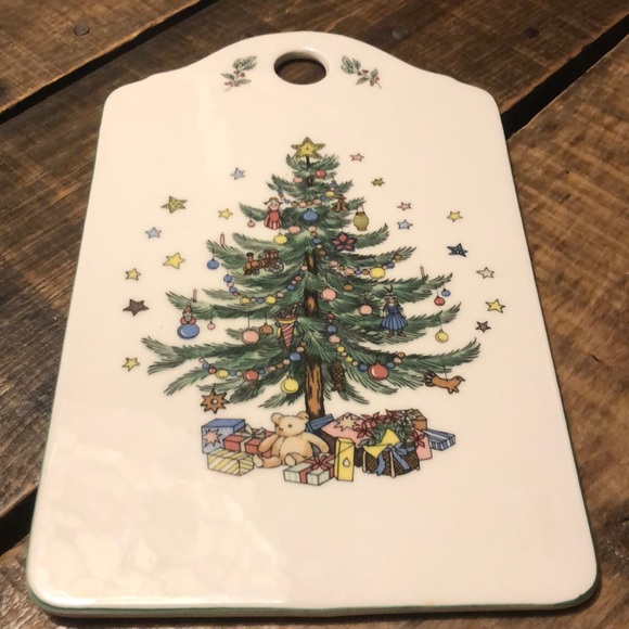 Vintage Ceramic Christmas🎄Tree Trivet - Picture 7 of 7